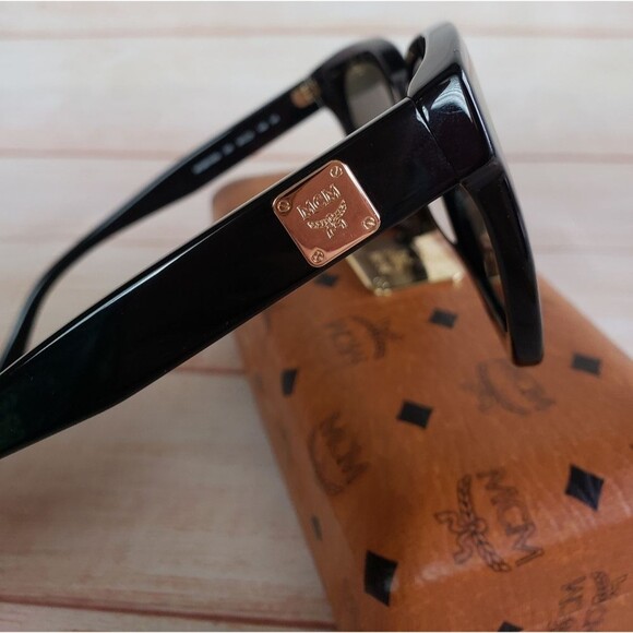 MCM Sunglasses Unisex Case Cleaning Cloth MCM61OSN Black main image 11